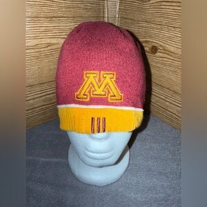 🏜️Adidas Reversible MN Gophers Beanie